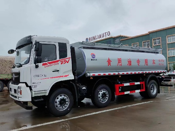东风前四后四食用油运输车